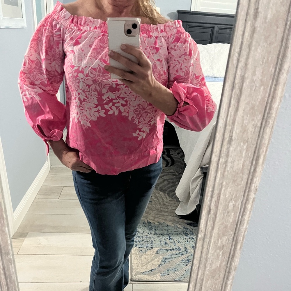 Lily Pulitzer off shoulder medium shirt